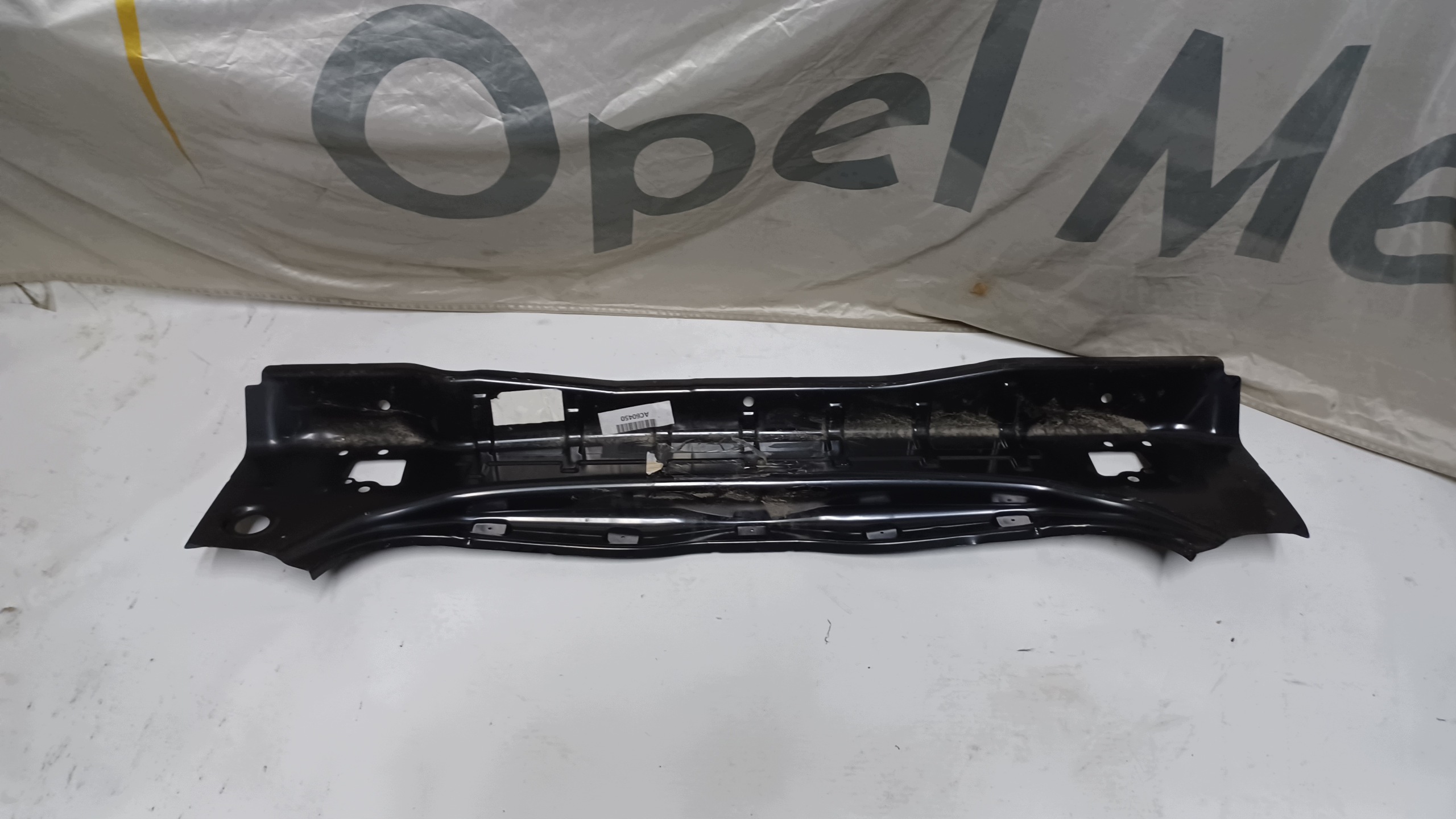 Opel Astra H Kombi 2004-2014 takapaneeli