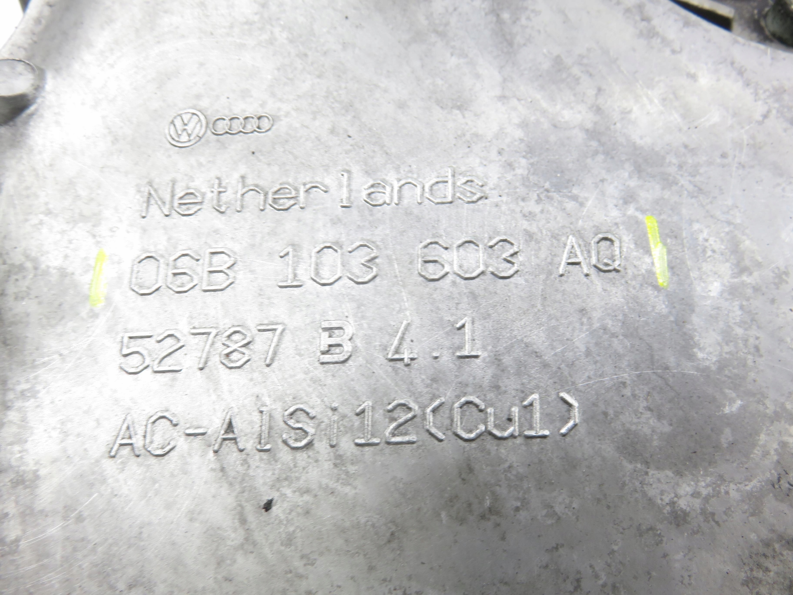 Oljetråg Audi A4 B6 1.9 TDI 06B103603AQ