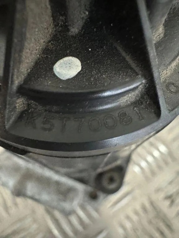 EGR Ventil Mitsubishi Pajero IV 3.2 DID K5T70081 image 9