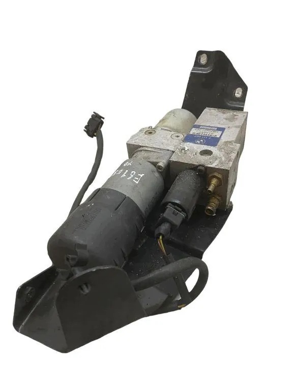Pompe hydraulique hayon BMW 5 E61 image 3