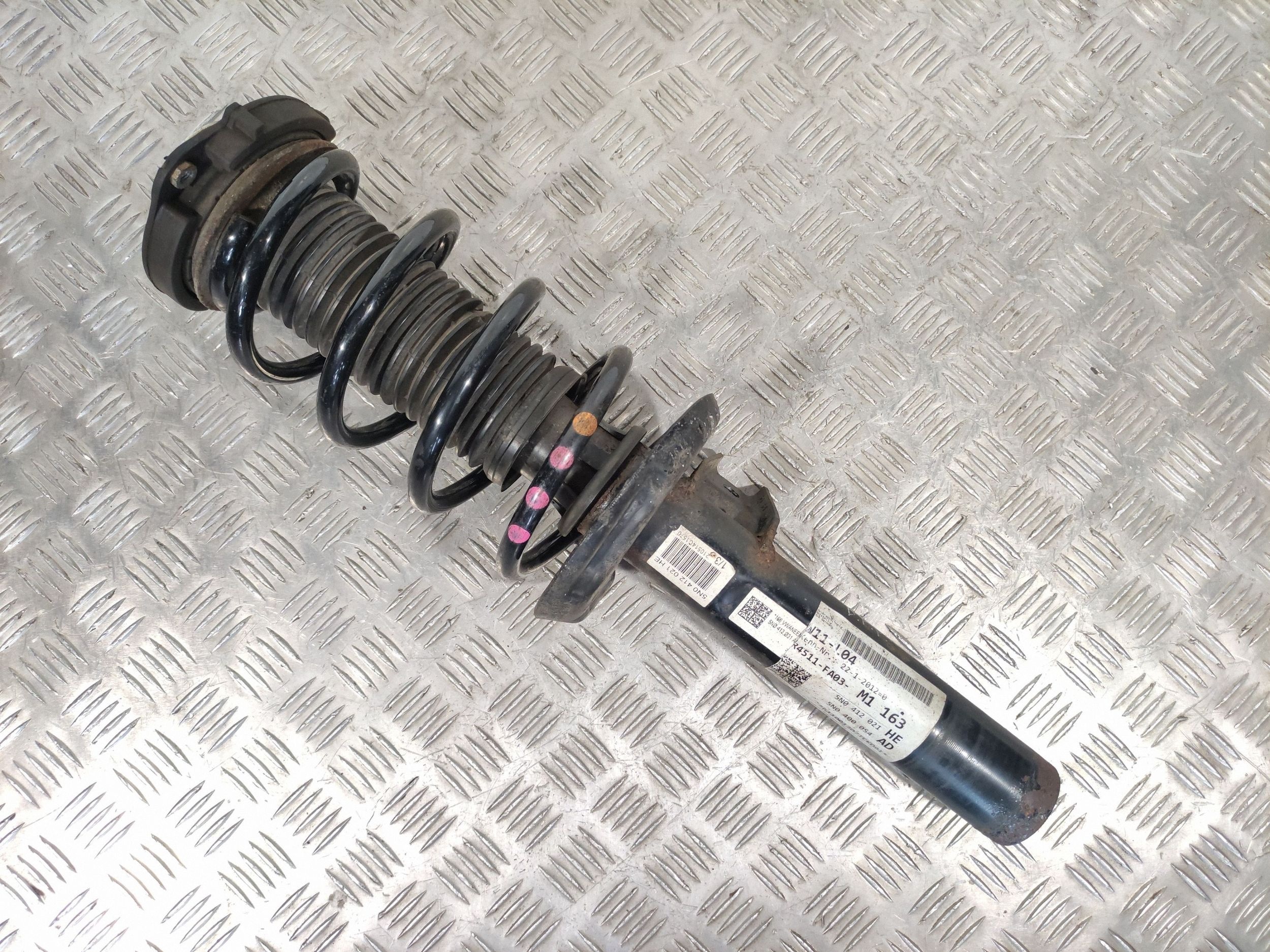 Amortecedor Dianteiro VW Tiguan 2015 5N0413031A image 2