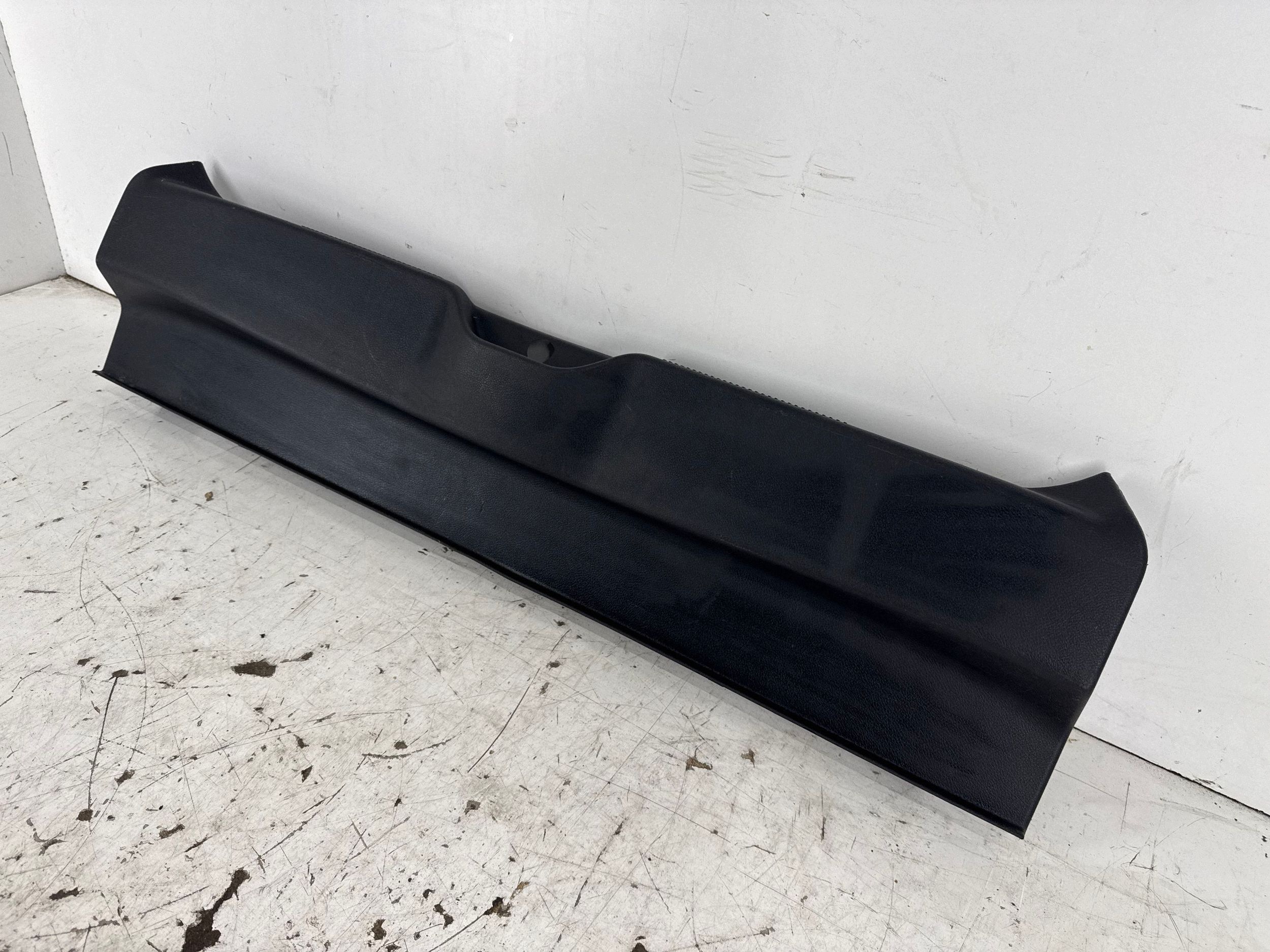 Seuil de coffre Dodge Charger 1MD33TRMAA image 3
