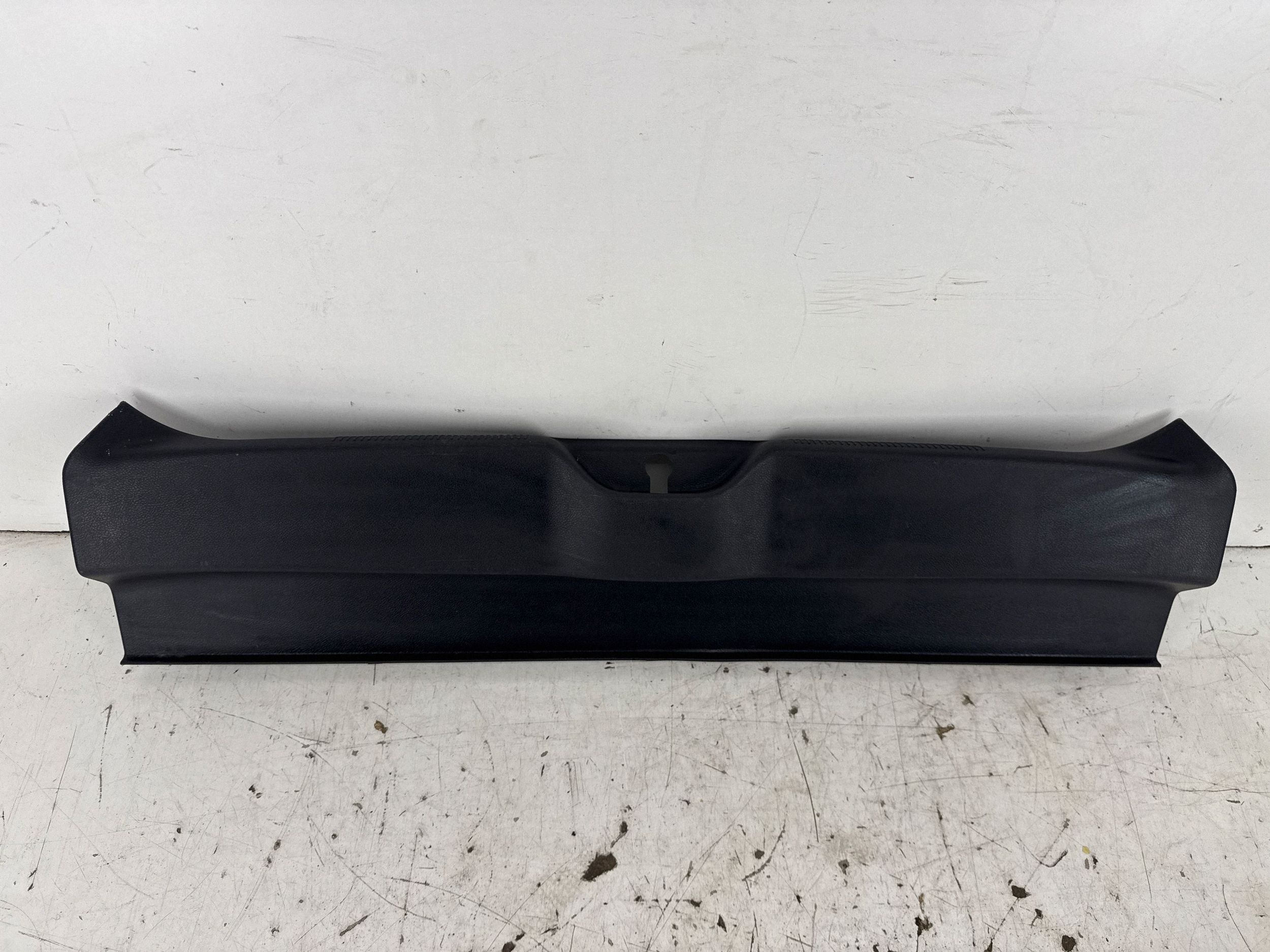 Seuil de coffre Dodge Charger 1MD33TRMAA image 4