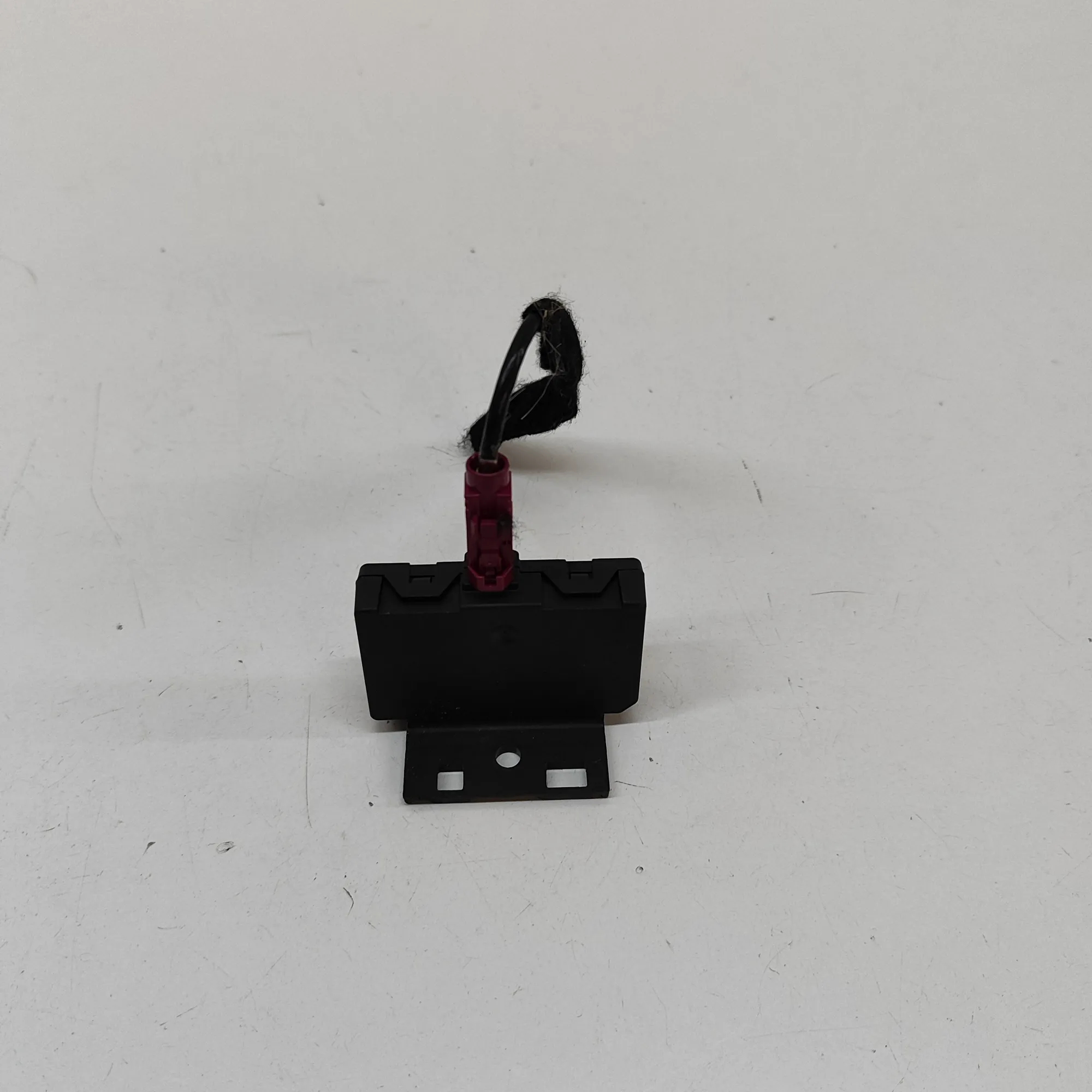 Antenne Renault Trafic III Minibus 282124407R image 5