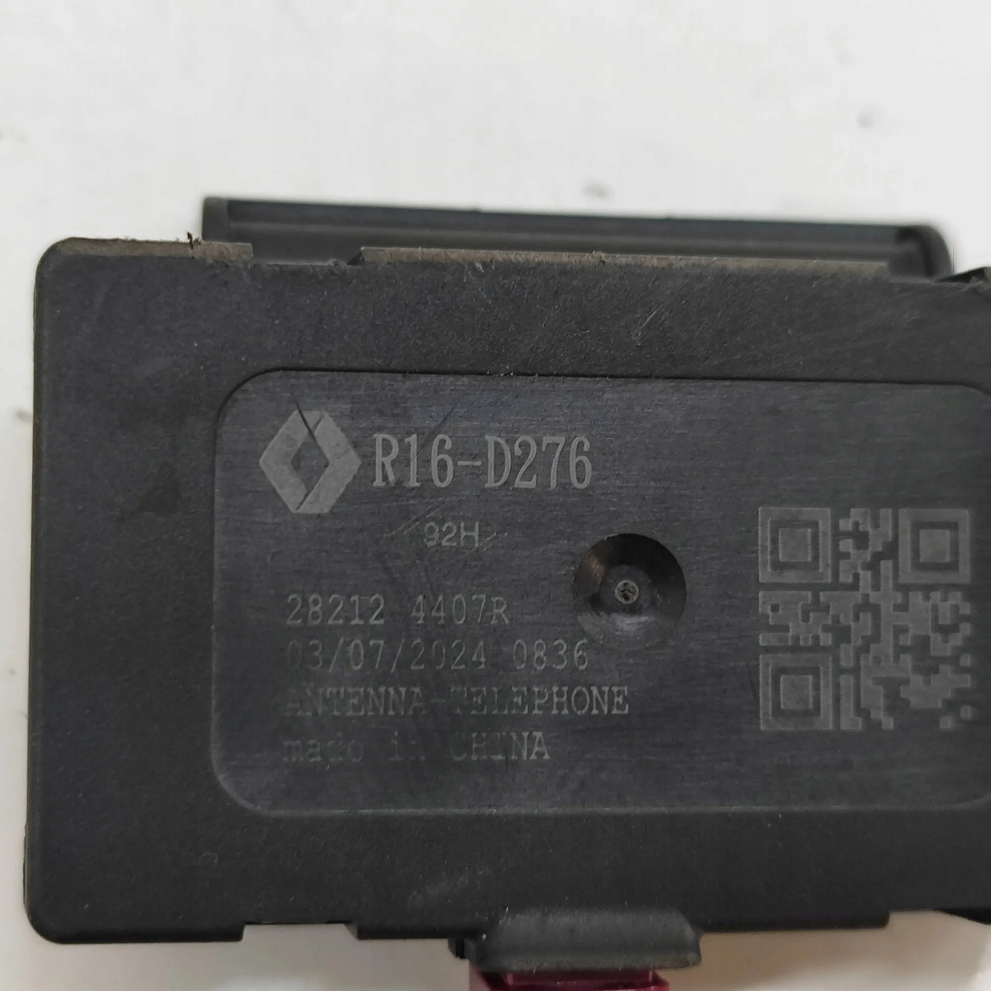 Antenne Renault Trafic III Minibus 282124407R image 7