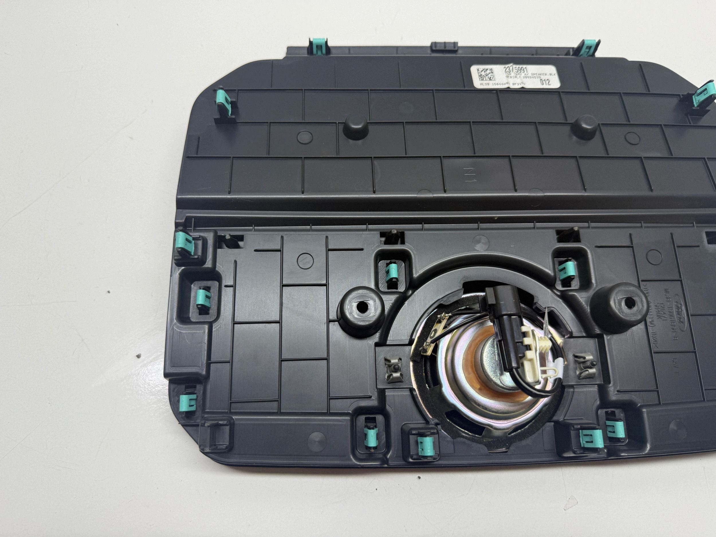 Altavoz central Ford F150 2019 OEM ML3B15061B58B image 3