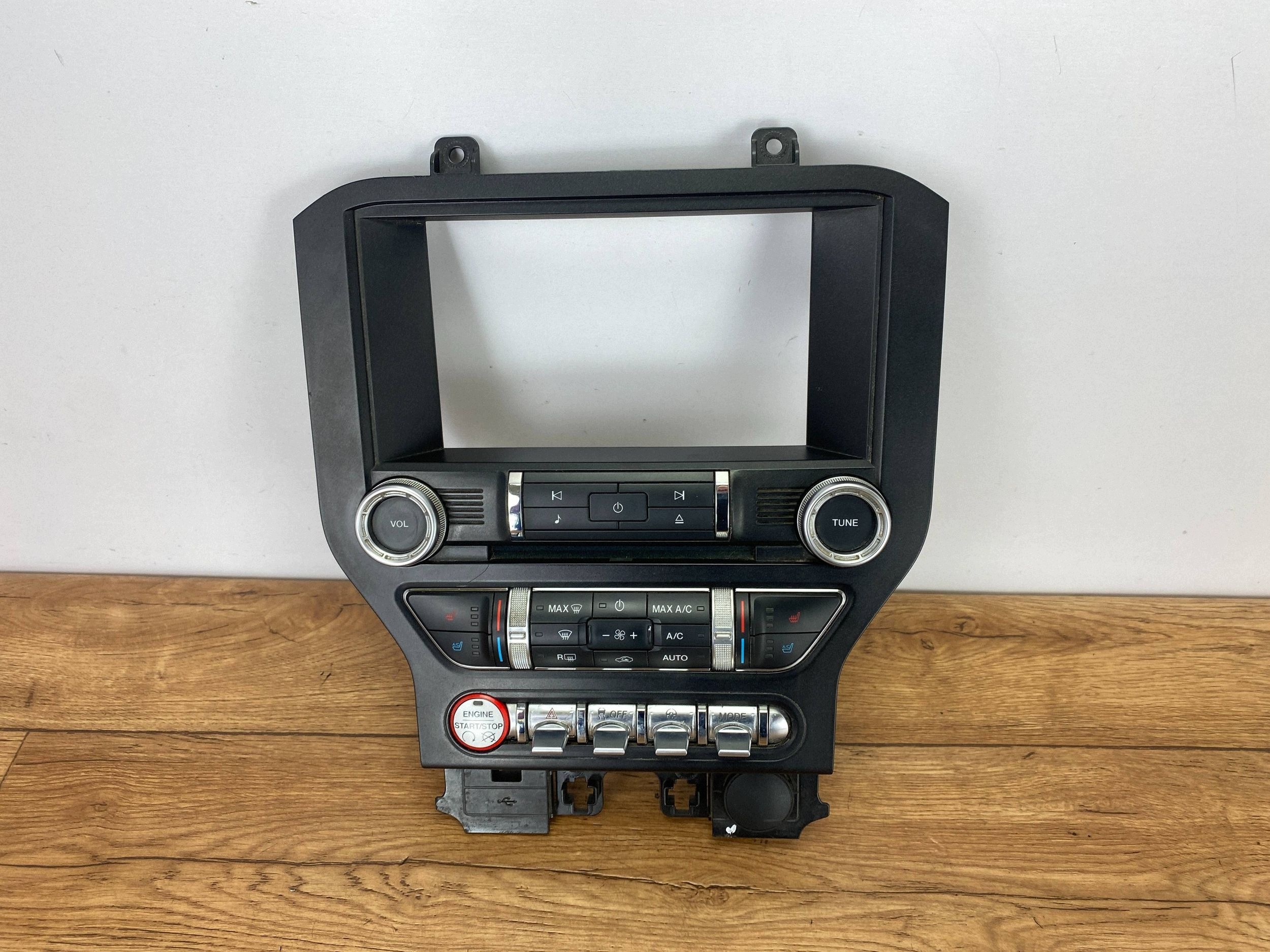 Panneau de ventilation Ford Mustang VI GT 2015+ image 2