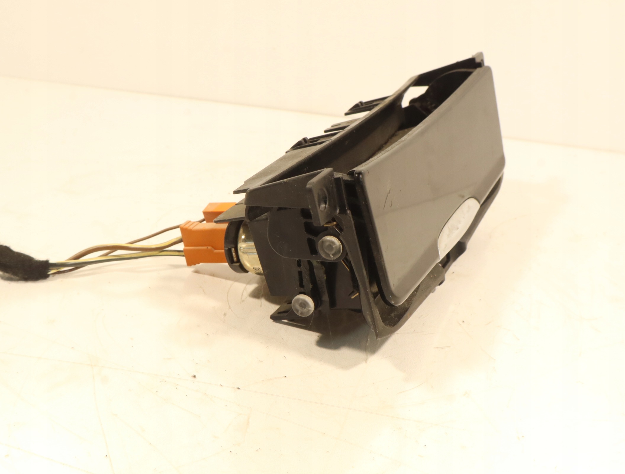 Cendrier Ford OE 8M21-U04788-AD image 3