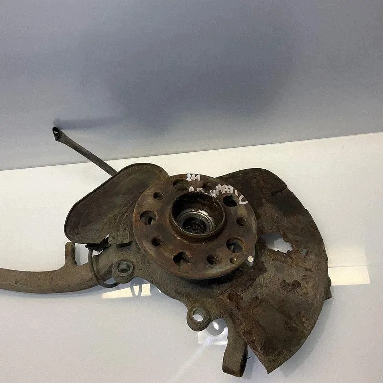 Braccio oscillante anteriore destro Mercedes E W211 2113306220