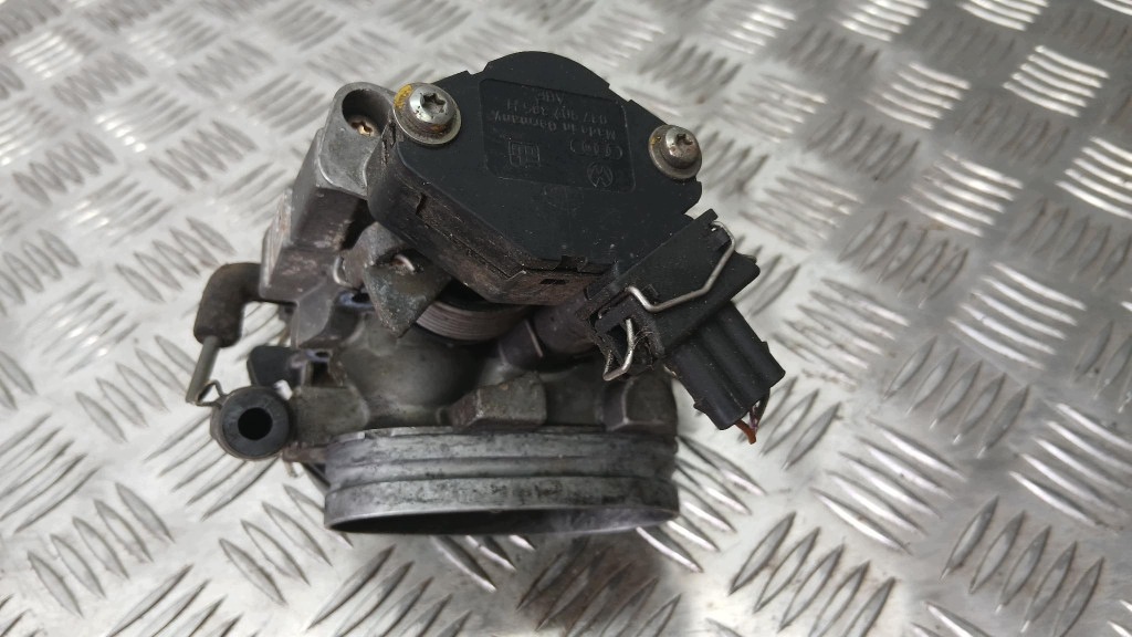 Corpo Farfallato Audi 80 B4 2.0B 037907385 image 5