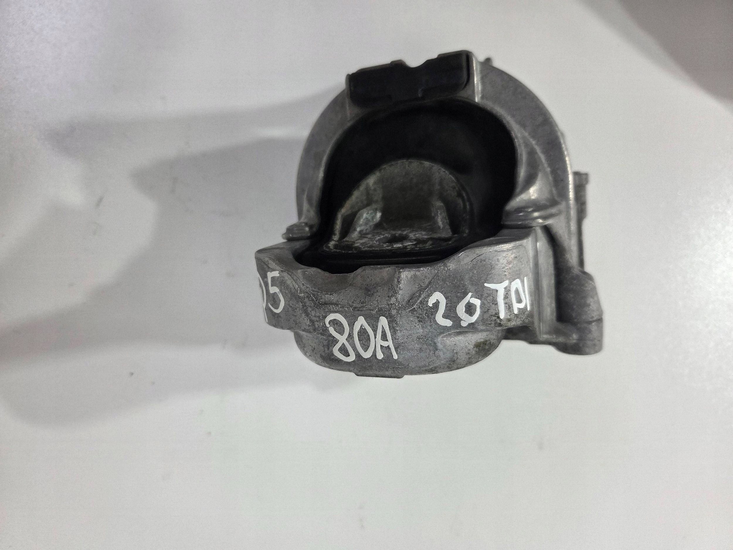 Audi Q5 SQ5 Engine Mount 4M0199372M Used image 3