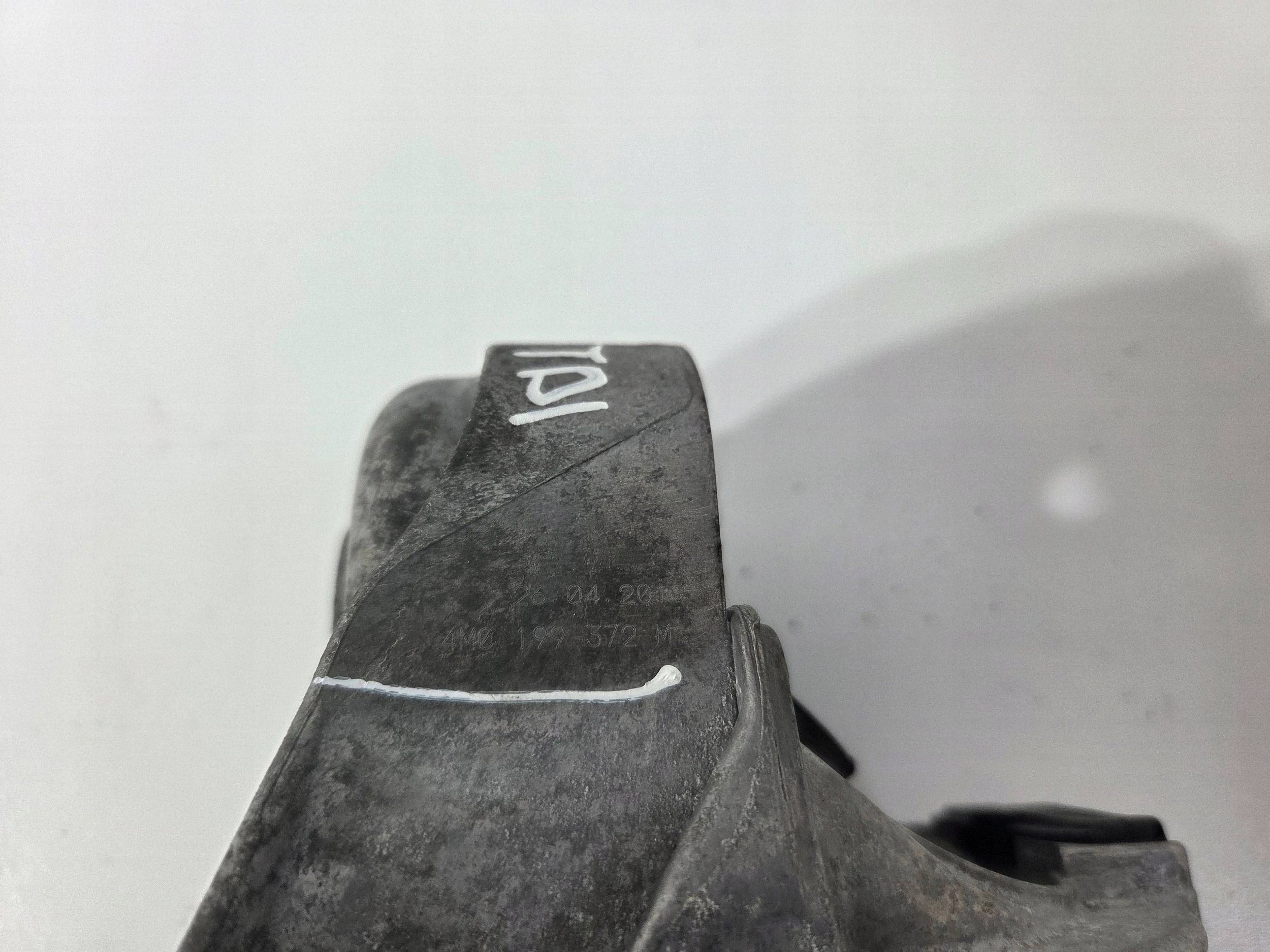 Audi Q5 SQ5 Engine Mount 4M0199372M Used image 6