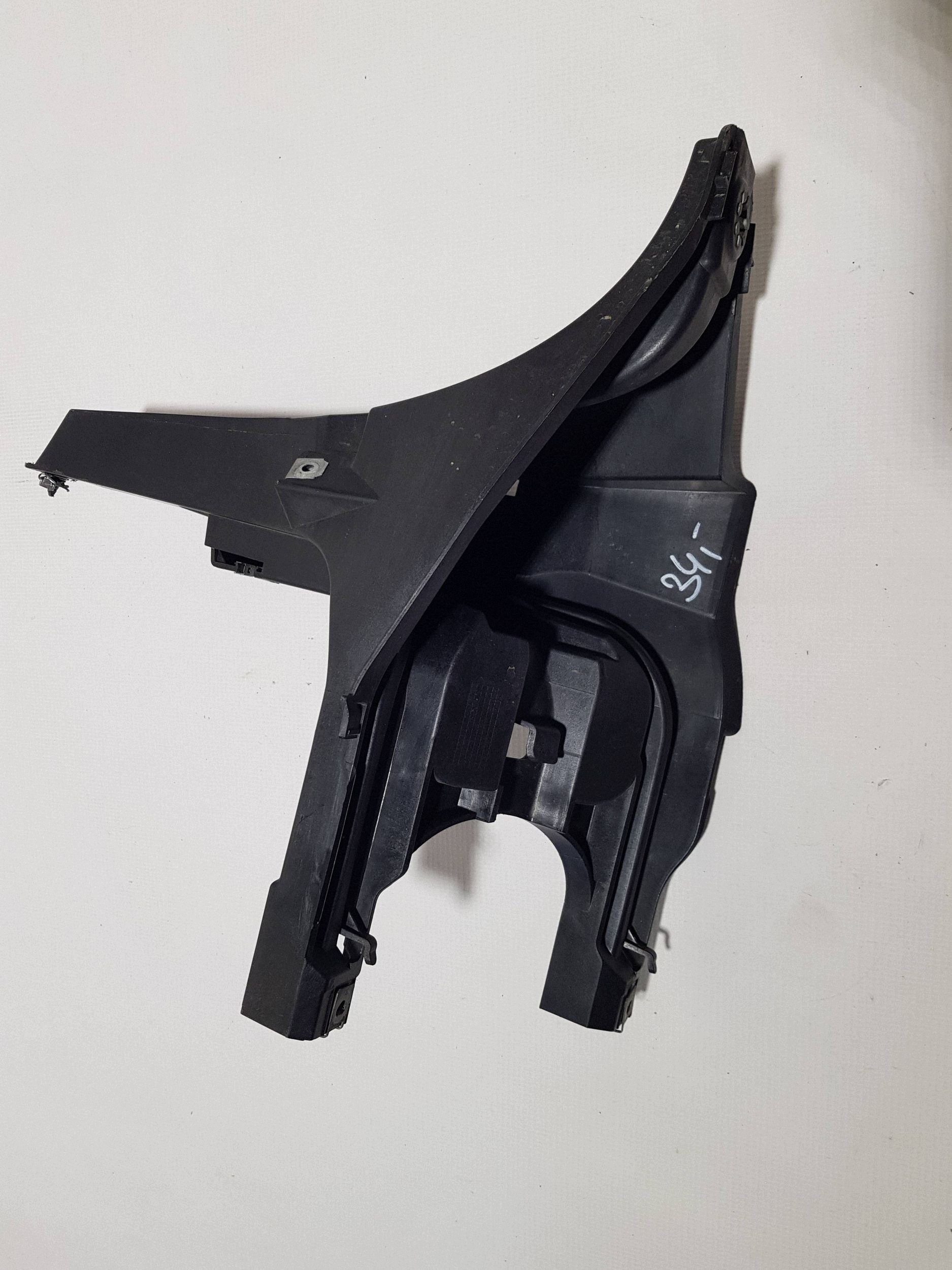 Bevestiging spatbord rechts voor BMW X5 E71 image 7