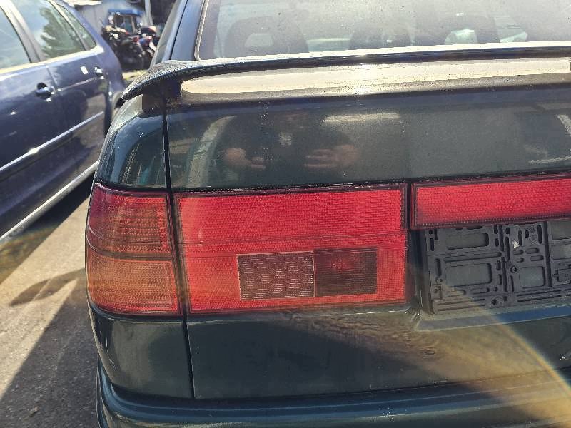 Rear lamp left in Seat Toledo 1