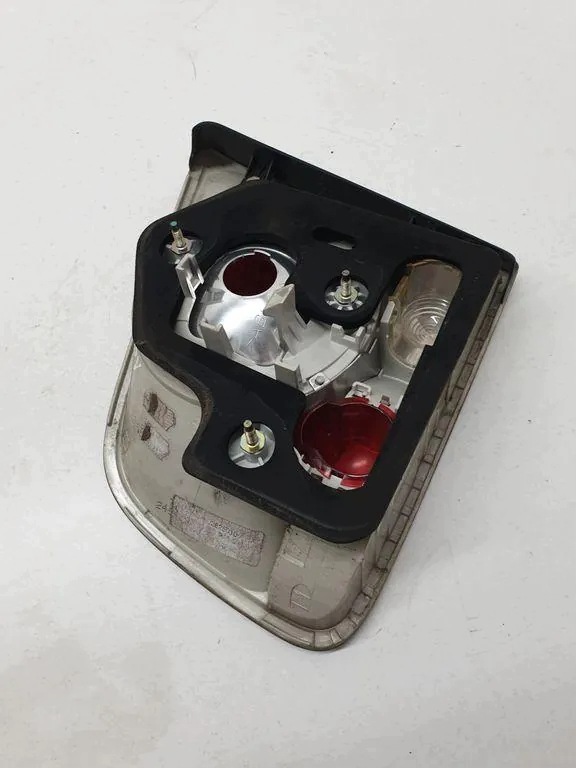 Luz de presença VW Touareg 7L 2.5 TDI usado image 3