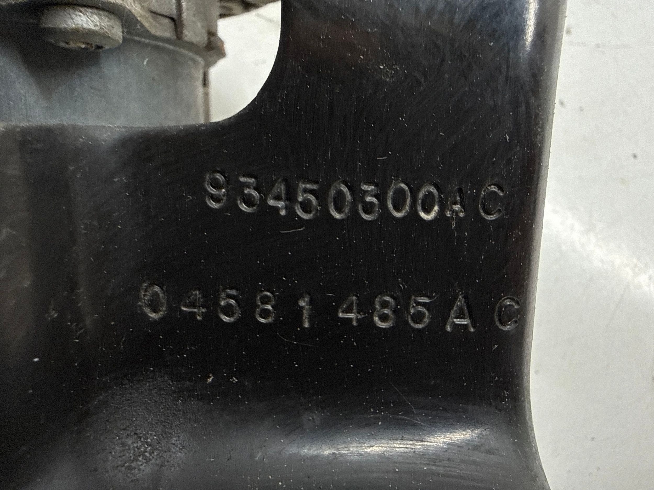 Alipainepumppu Dodge Charger 04581485AC image 9