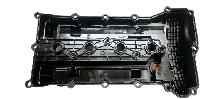 Hyundai IX35 2.0 16V G4KD venttiilikopan kansi 25620-2GXXX