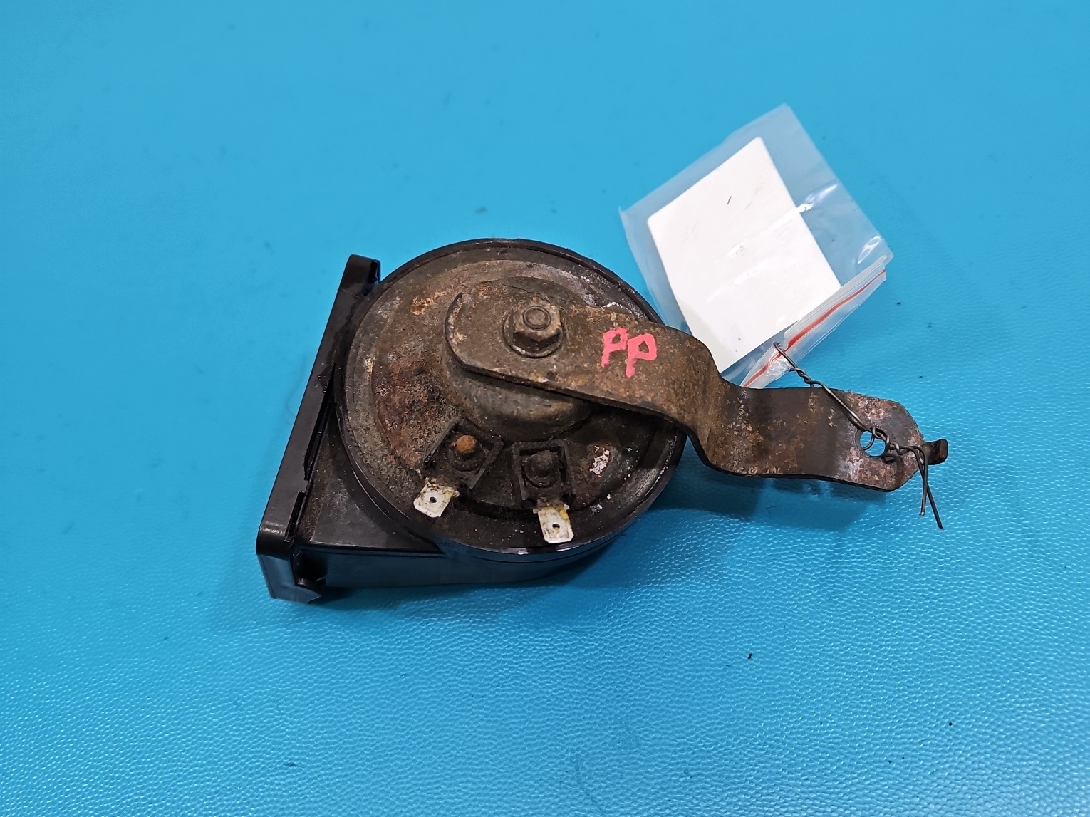 Horn Jeep Grand Cherokee IV WK2 OEM 68214406AB image 6