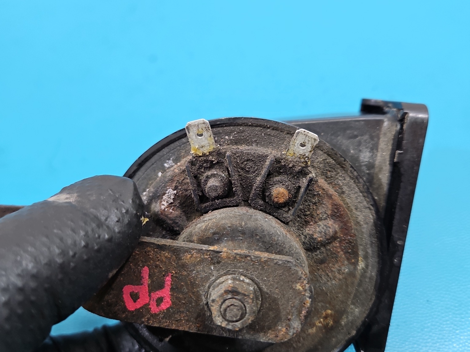 Horn Jeep Grand Cherokee IV WK2 OEM 68214406AB image 8