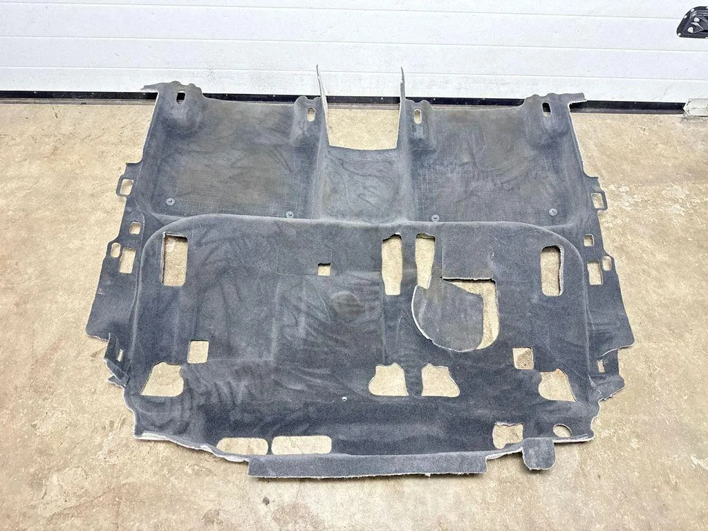 Innenraumteppich VW 760863367B 3.0L Benzin 250kW 2021 image 2