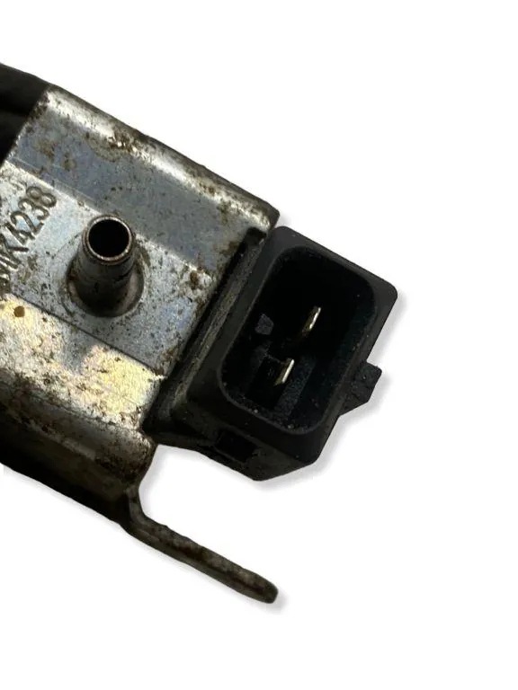 Válvula Vacuum Land Rover Discovery II PMK100130 image 6