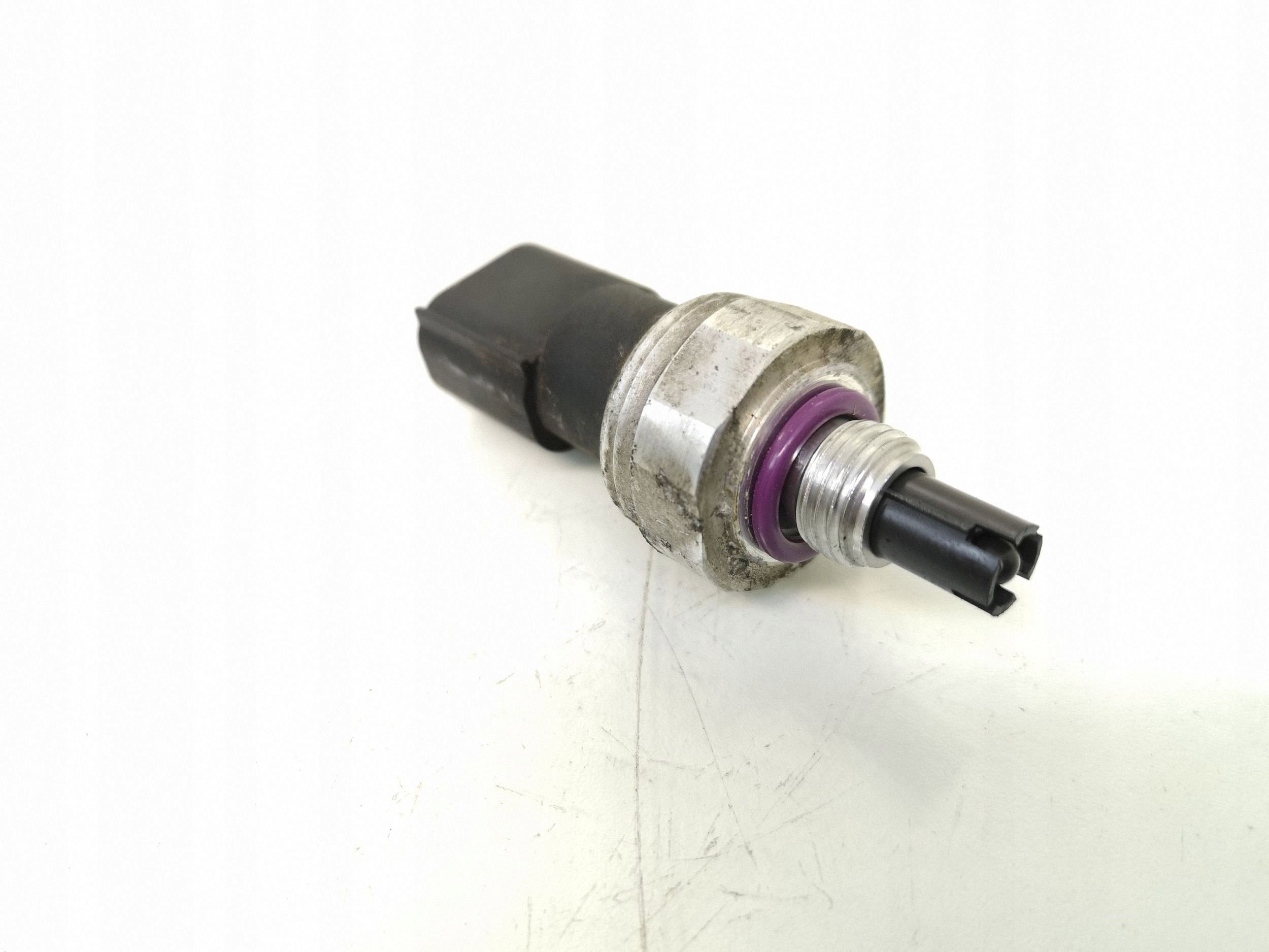 Sensor de presión AC Mercedes SL R230 A2038300472 image 2