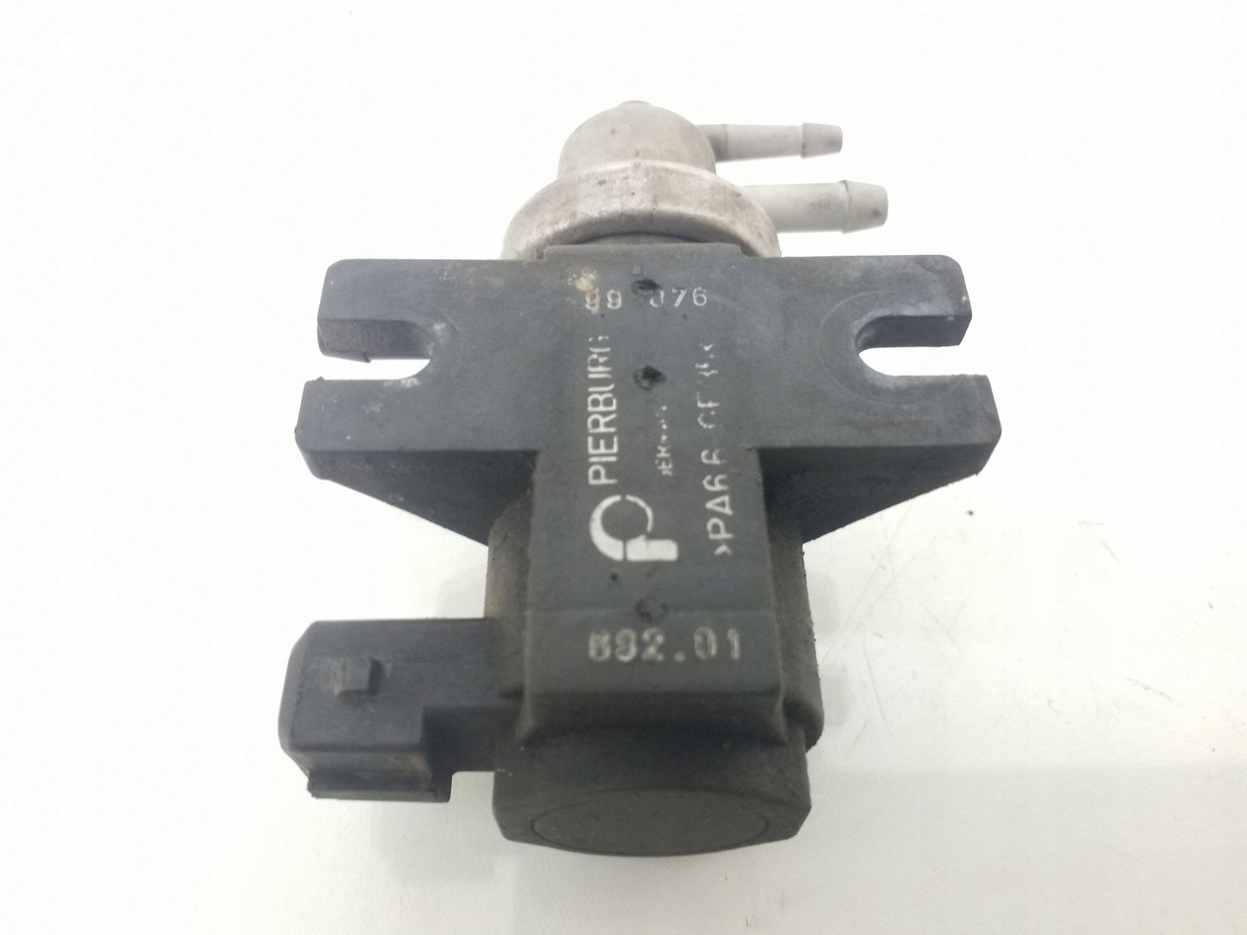 Válvula de Controle Turbo 6820199076 Usada image 4