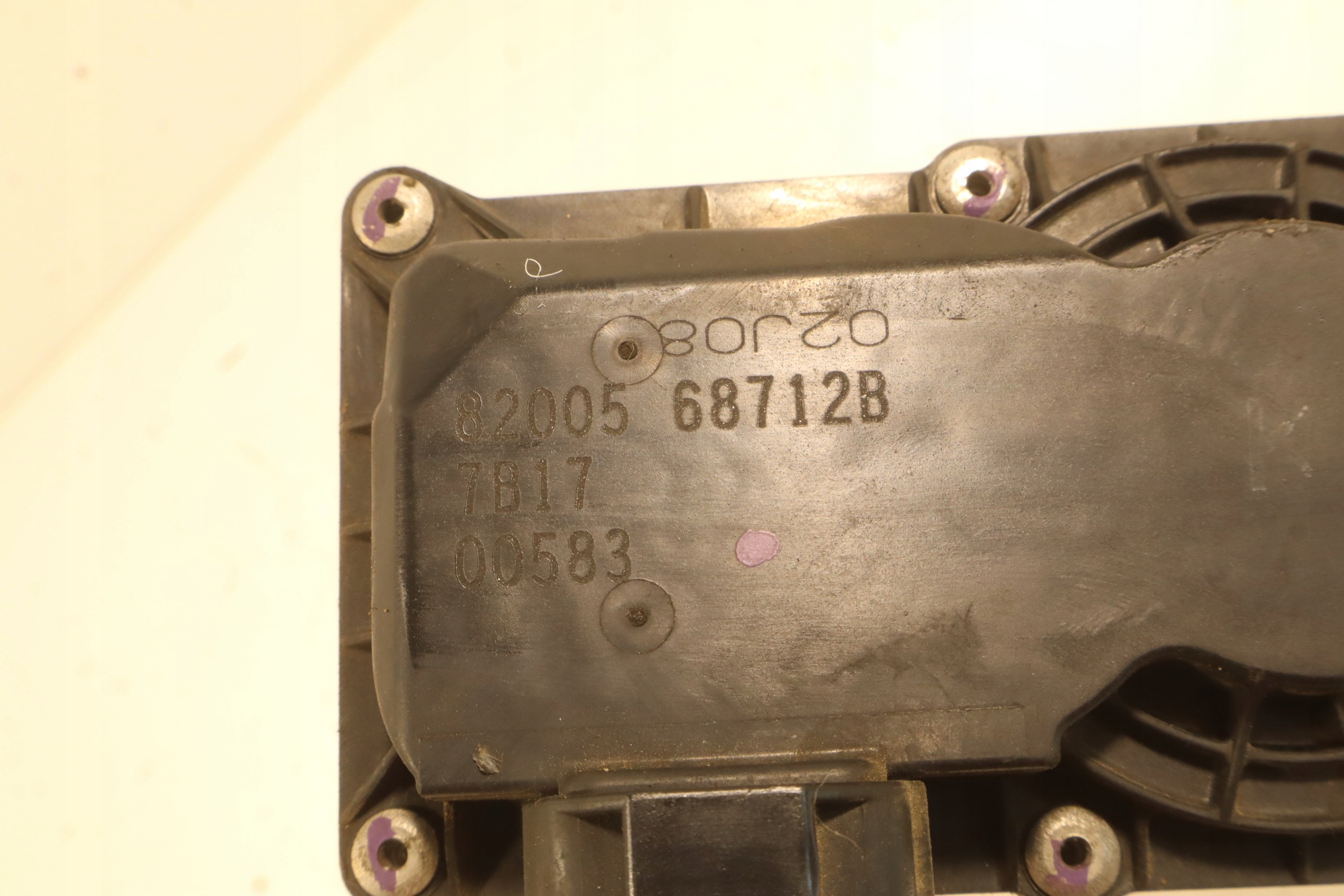 Renault 8200568712B Przepustnica - Usagé image 7
