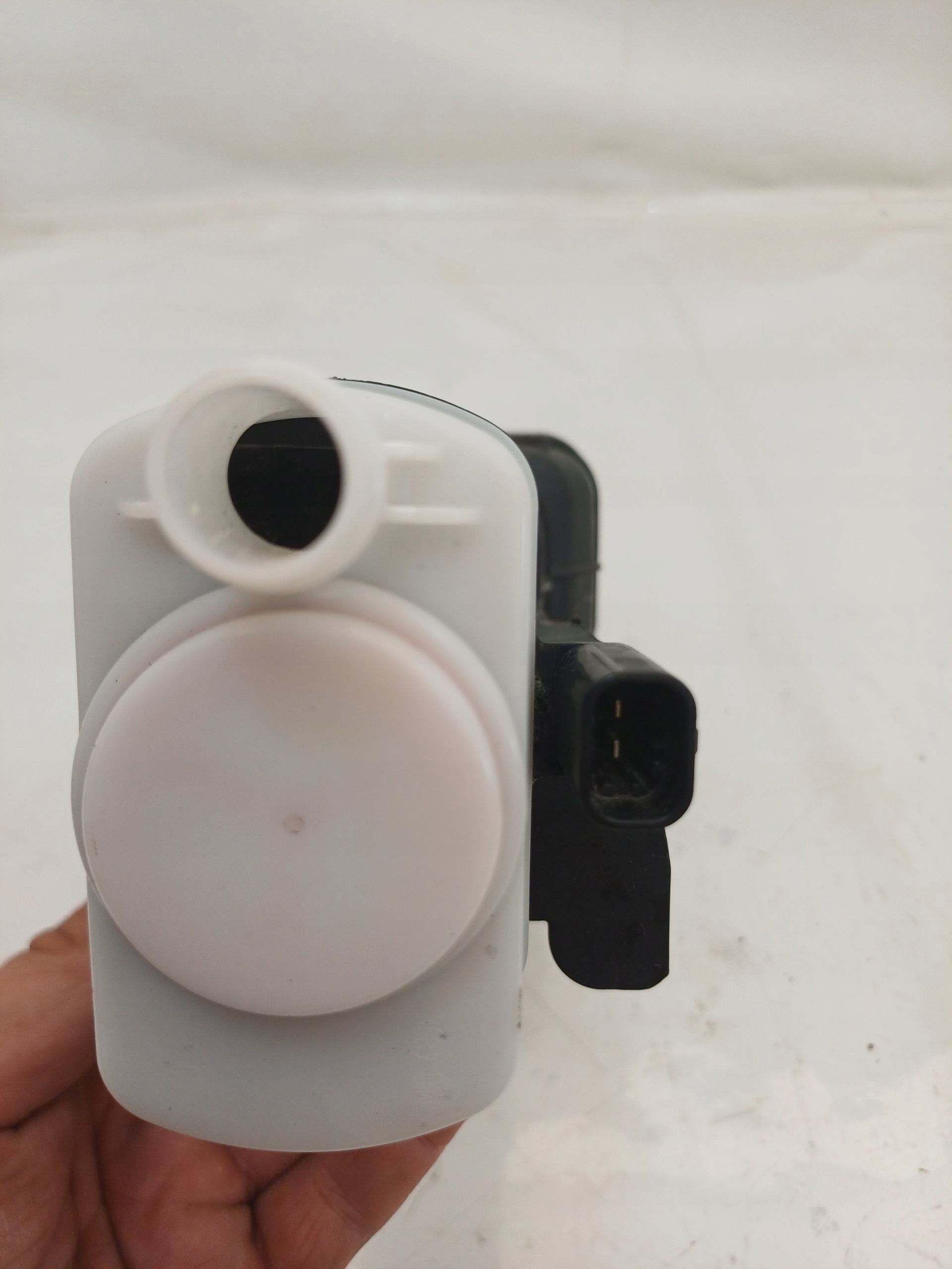 Dodge RAM V 19 Aktivkohlefilter Kraftstoffdämpfe 52029887AC image 6