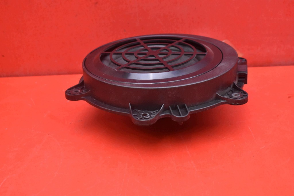 Lautsprecher Bose rechts hinten 7PP035710B Porsche Panamera 970 09-13 image 3