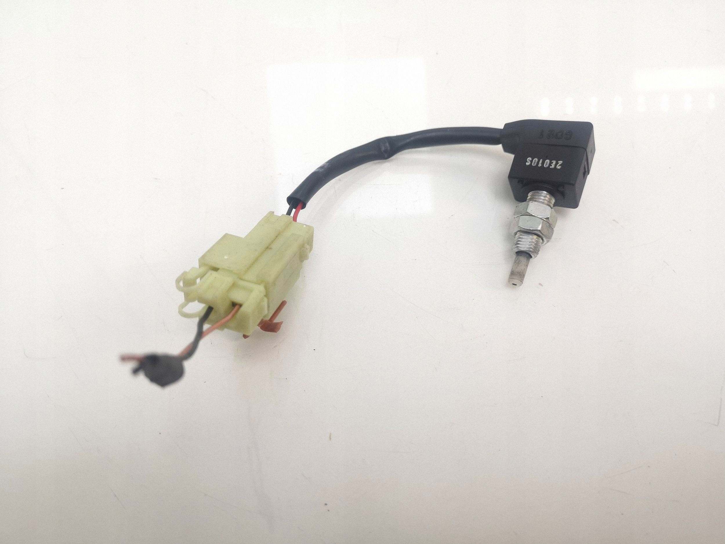 Hyundai Tucson JM Kupplungspedalsensor 2E010S image 2