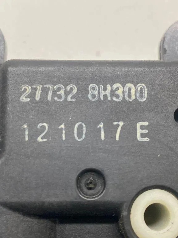Klappensteller NISSAN QASHQAI II 277328H300 image 4