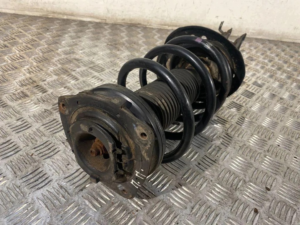 Gebrauchter vorderer rechter Luftfederbein Nissan Qashqai II