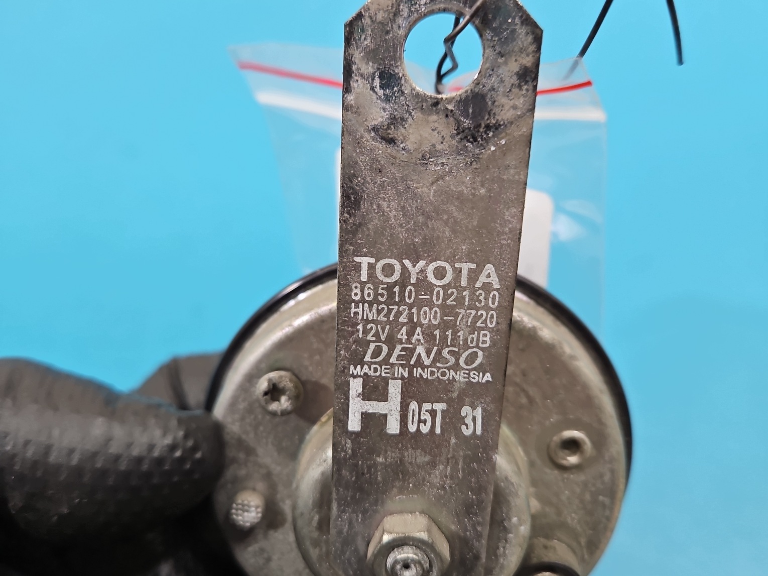 Claxon Toyota Corolla E16 E18 13- Usado image 6