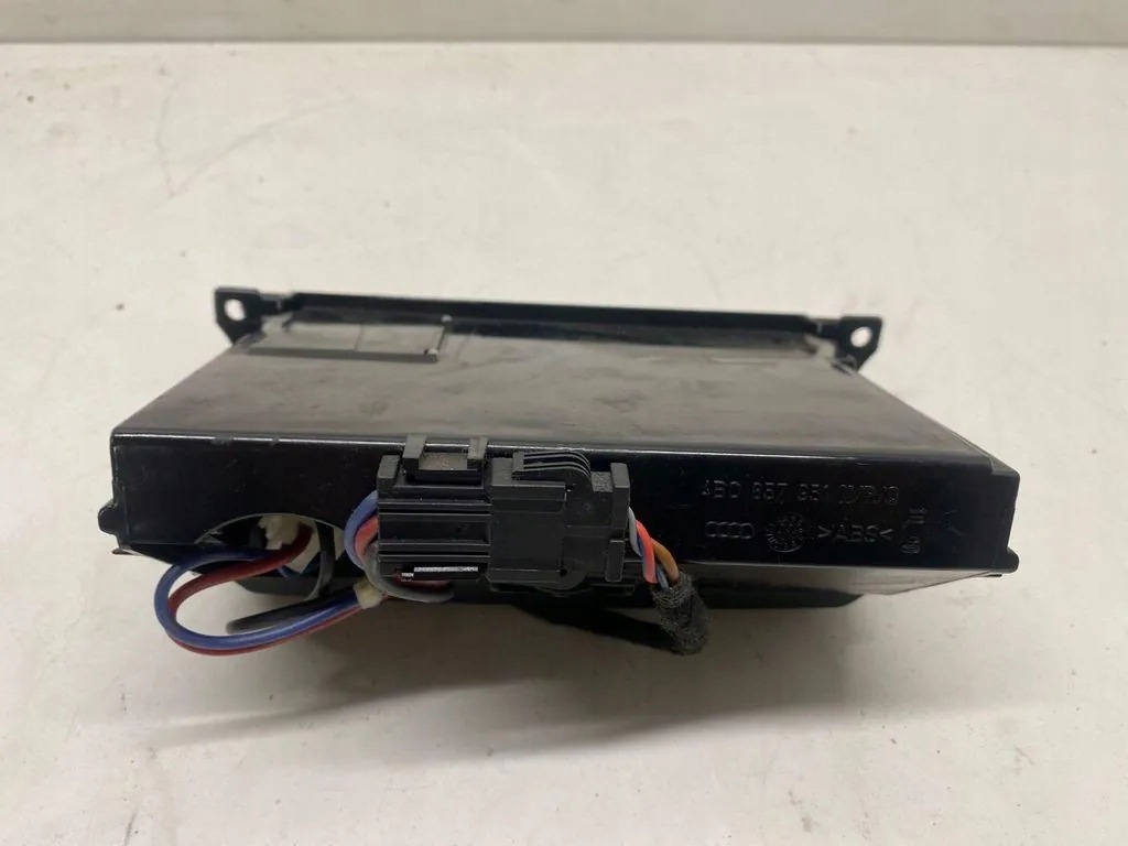 Askkopp Audi A6 C5 1.9 TDI OEM 4B0857951N image 4