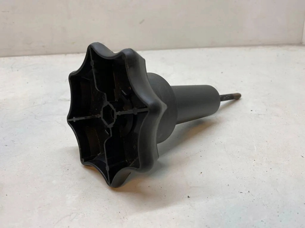 Vis support roue de secours Audi OE 8L0803899B image 2