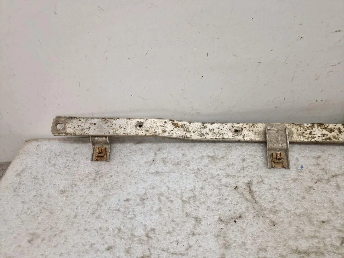 Porsche Taycan Right Support Bracket 9J1825138 image 5