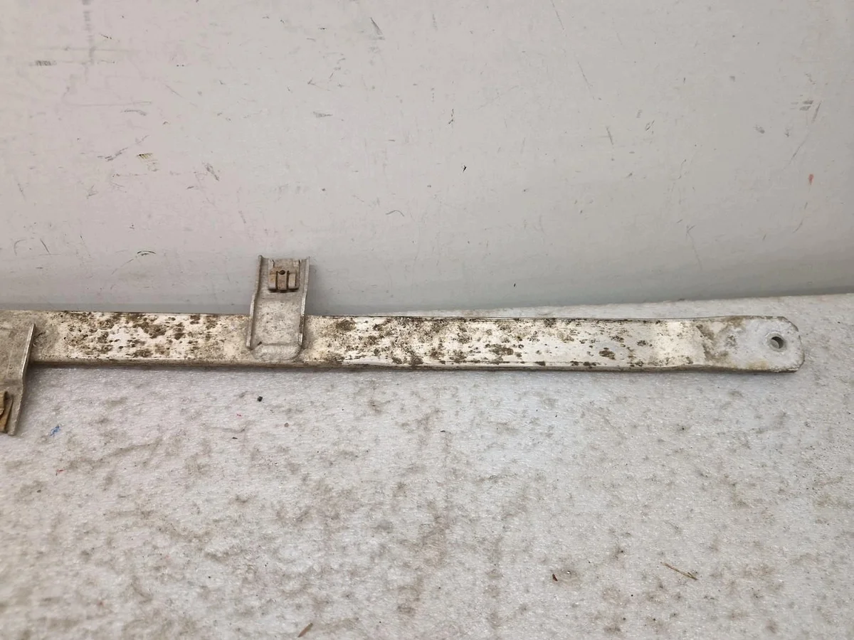 Porsche Taycan Right Support Bracket 9J1825138 image 6