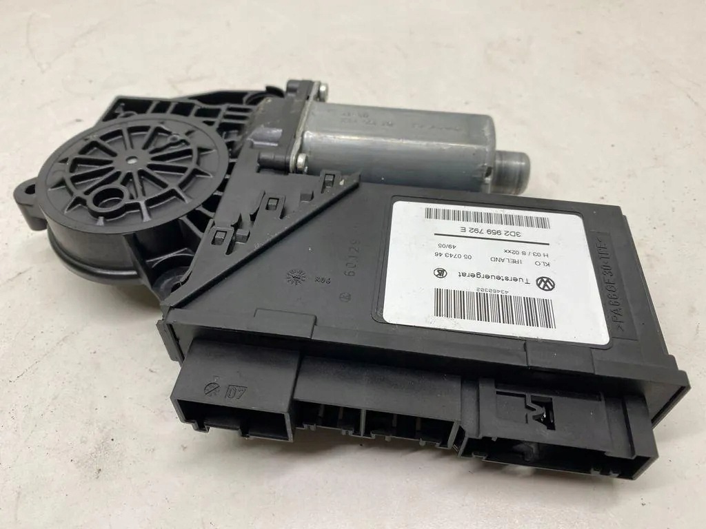 Motor Elevador Ventana VW Touareg 7L0959702K image 5
