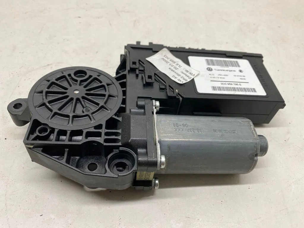 Motor de Vidro Traseiro Esquerdo VW Touareg 7L 7L6959703 image 5