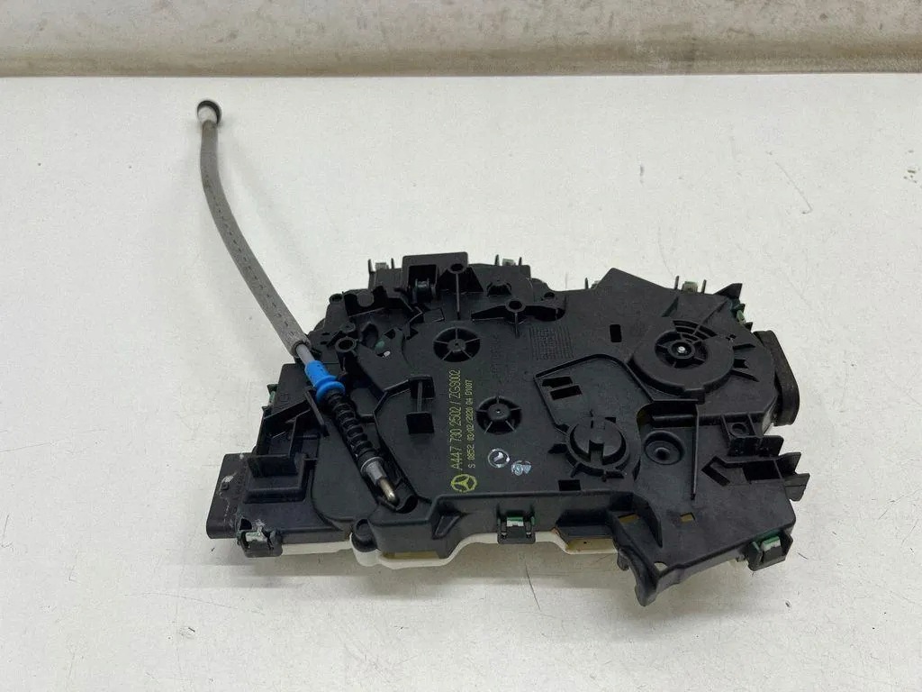 Schiebetürmotor Mercedes VITO W447 A4477302502 image 2