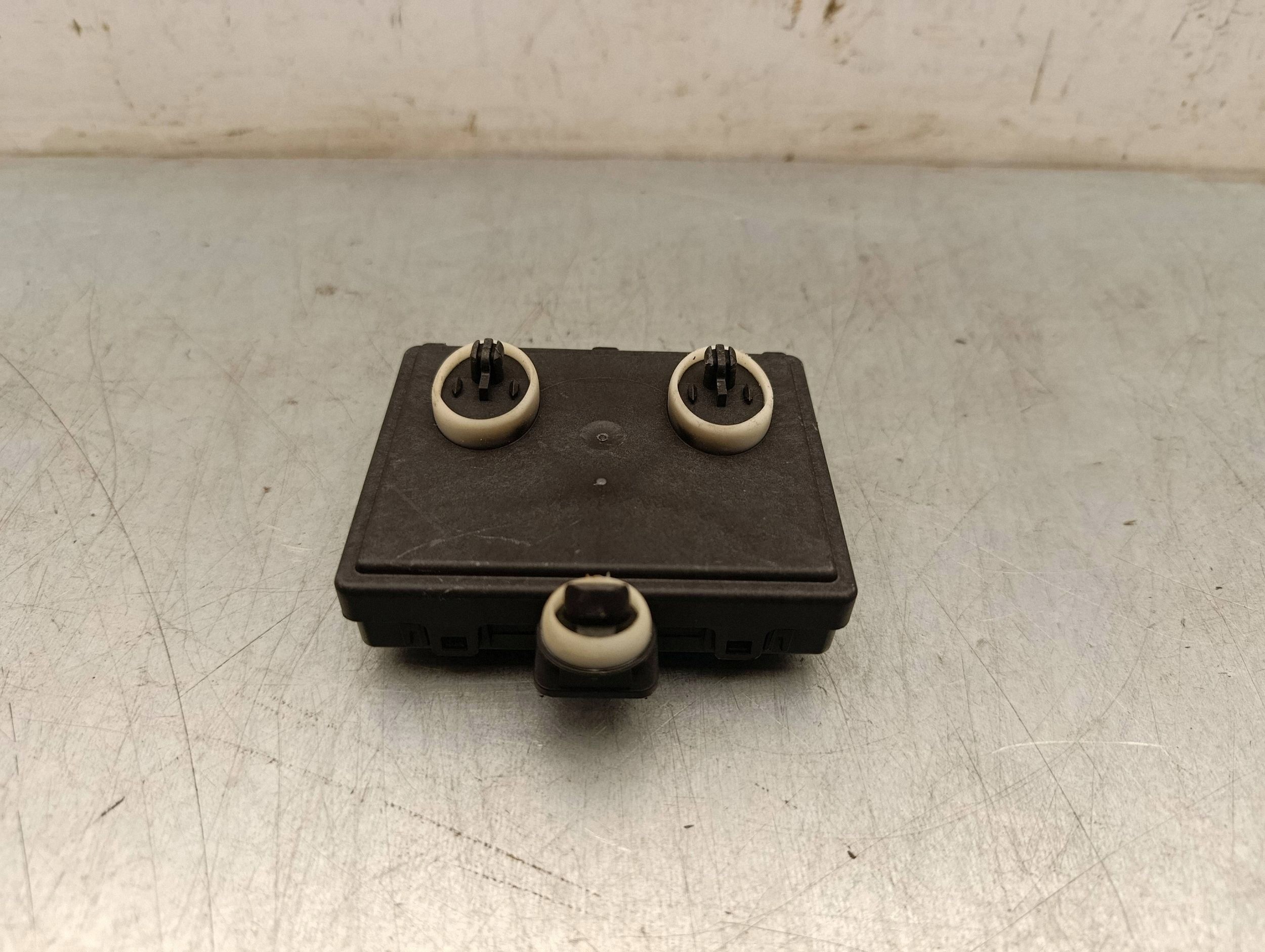 Skoda Enyaq iV Door Control Module 1EB959596B image 4