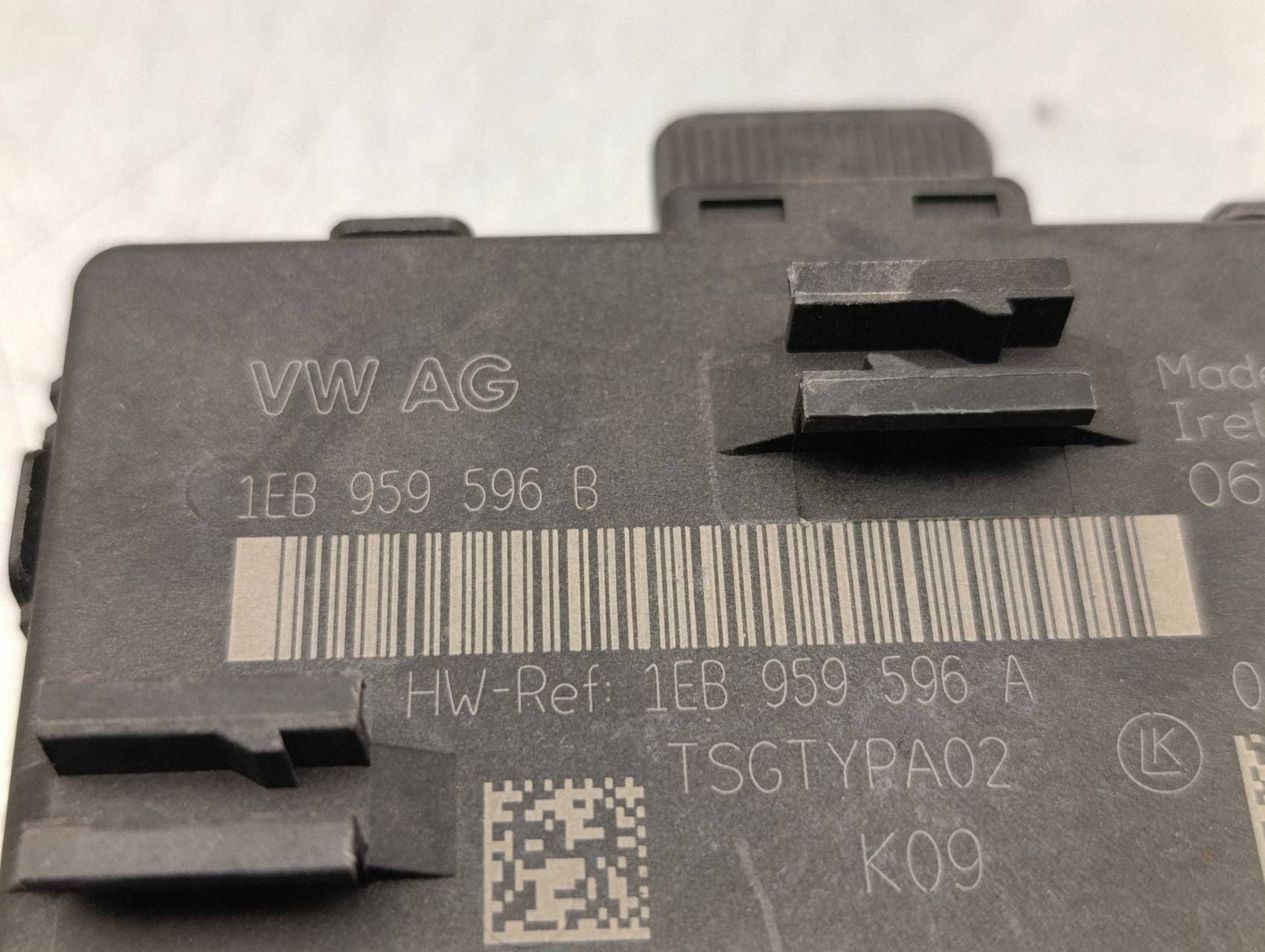 Skoda Enyaq iV Door Control Module 1EB959596B image 5