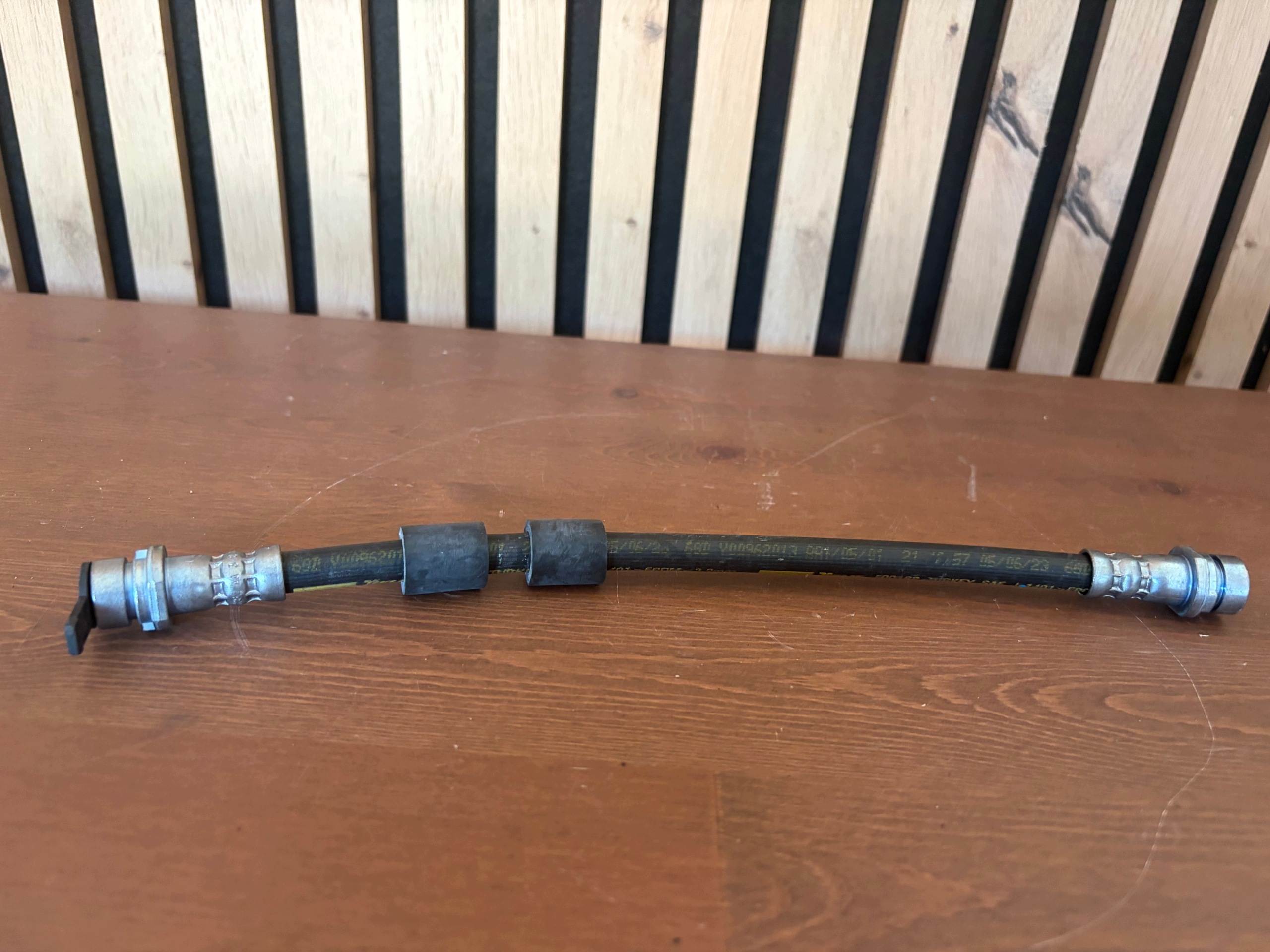 Flexible Brake Hose Ford EY16-2282-AA Used OEM image 2