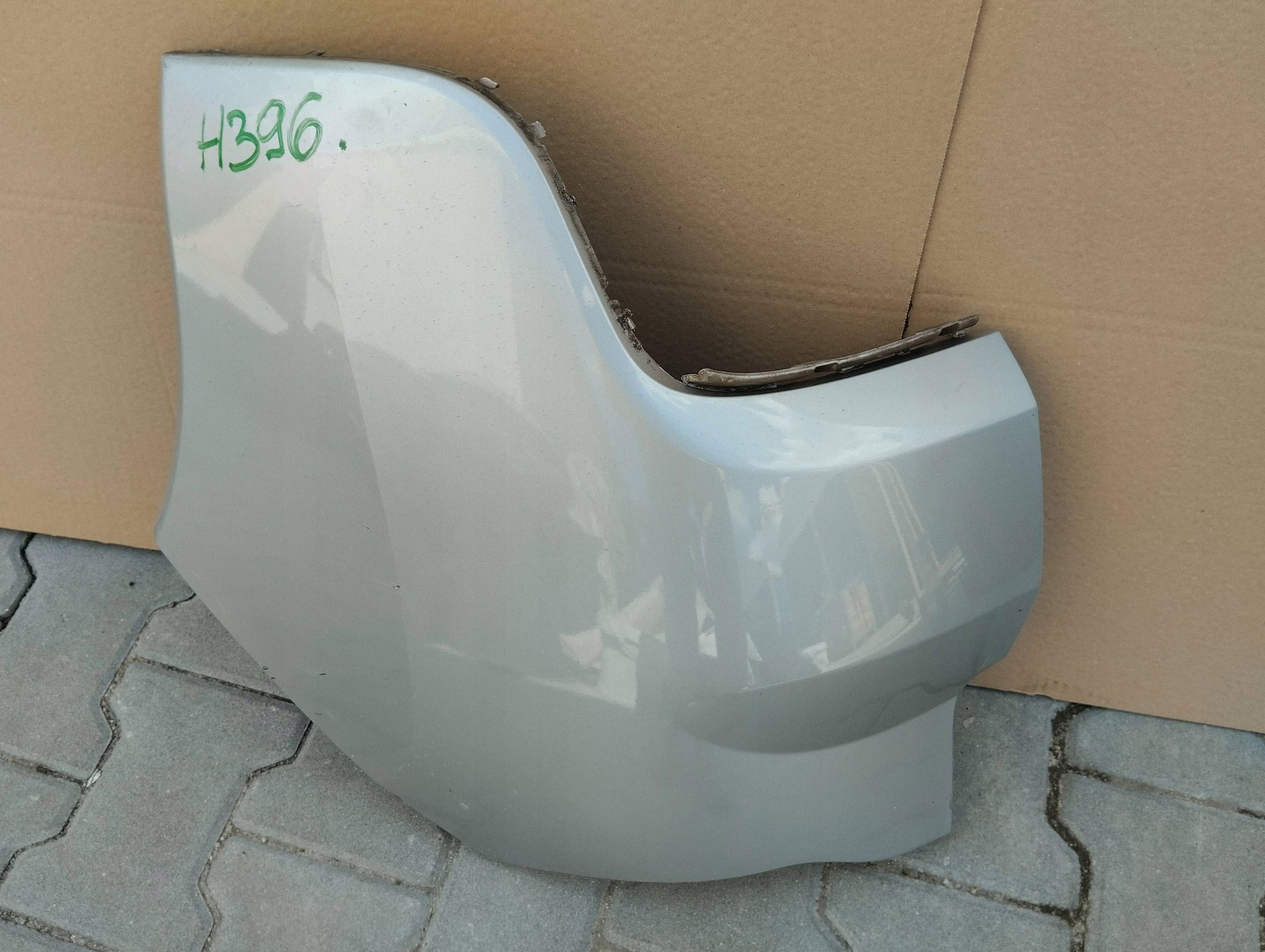 Left Rear Bumper Corner Peugeot 3008 I Used OEM