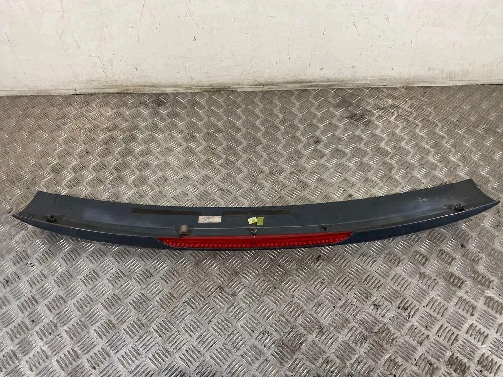 Used VW Touareg Tailgate Spoiler 7L6945097C image 5