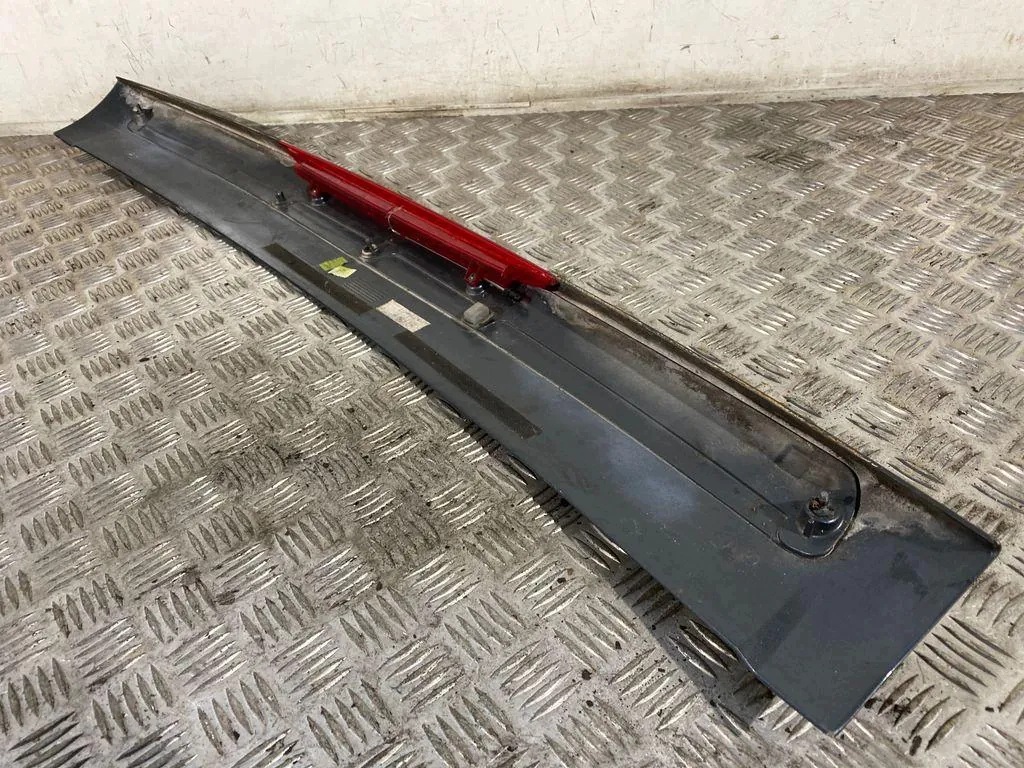 Used VW Touareg Tailgate Spoiler 7L6945097C image 7