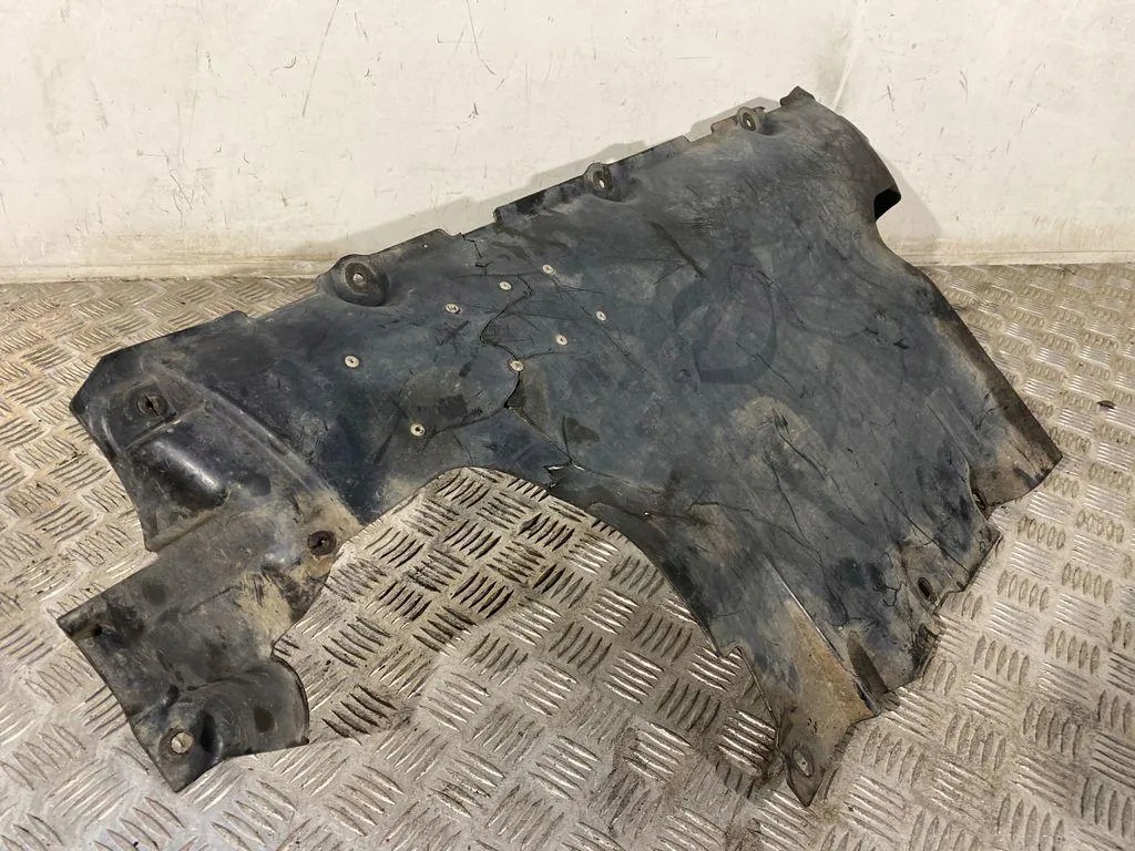 Capa do Motor VW Touareg 7L0825285B 3.0 TDI 2007 image 3