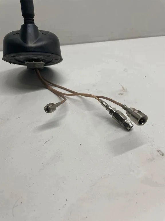 Antenni Toyota Avensis T25 724881 2.0 D-4D 93kW 2007