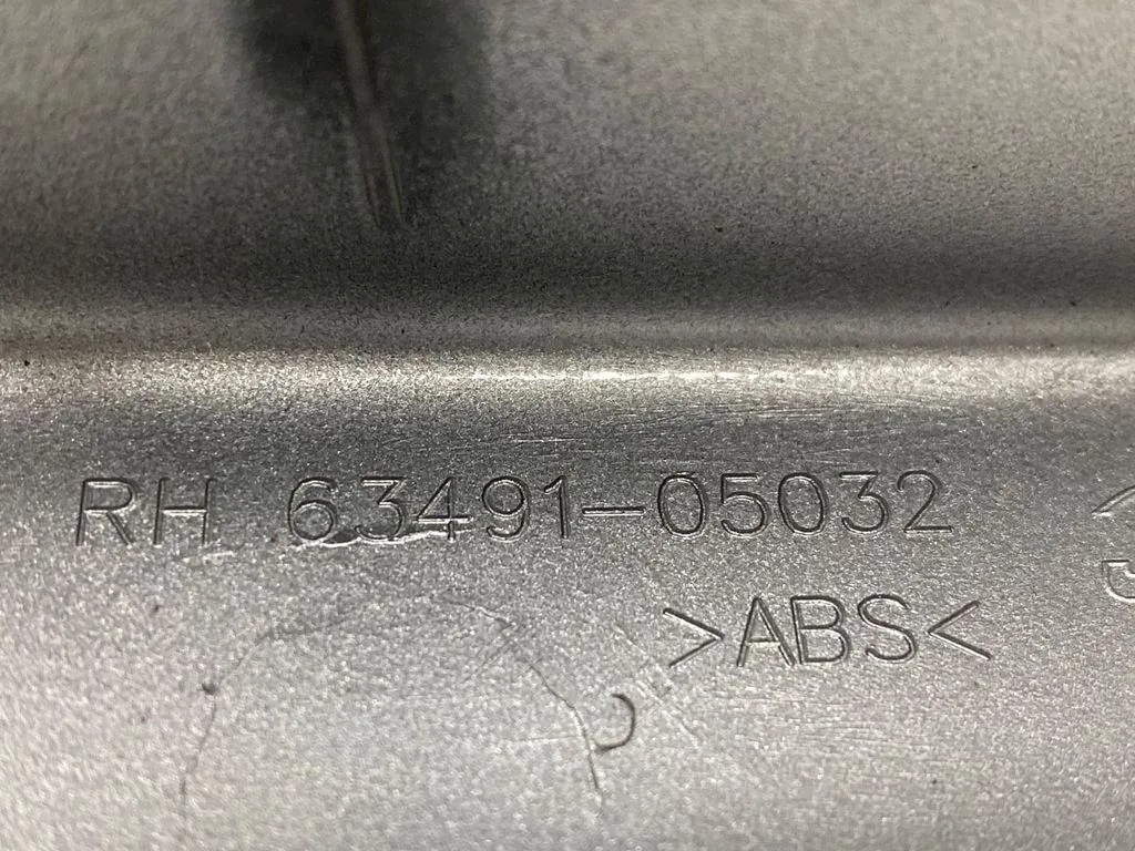 Kofferraumklappe vorne rechts TOYOTA AVENSIS Kombi (_T25_) OEM 6349105032 image 7